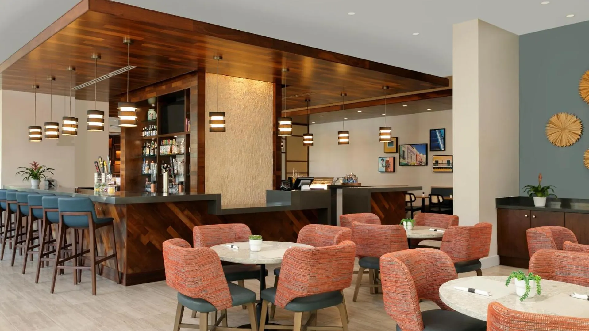 Hyatt Place San Juan 3*,